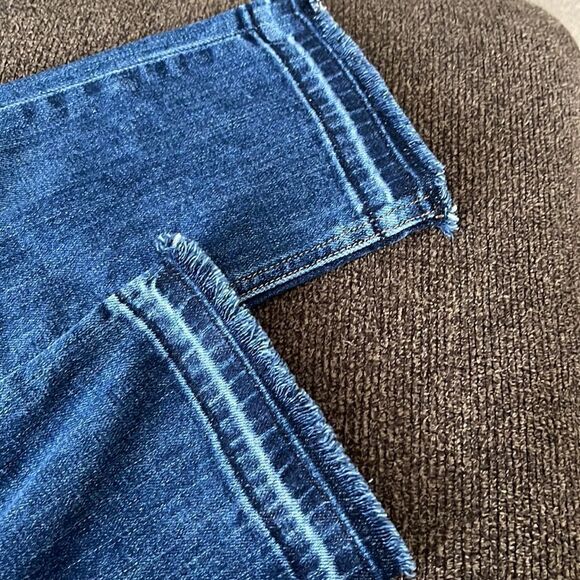 Rag & Bone Jeans Low Rise Style- W1590K510AME Cut-16032 Color Amelie - Picture 16 of 16